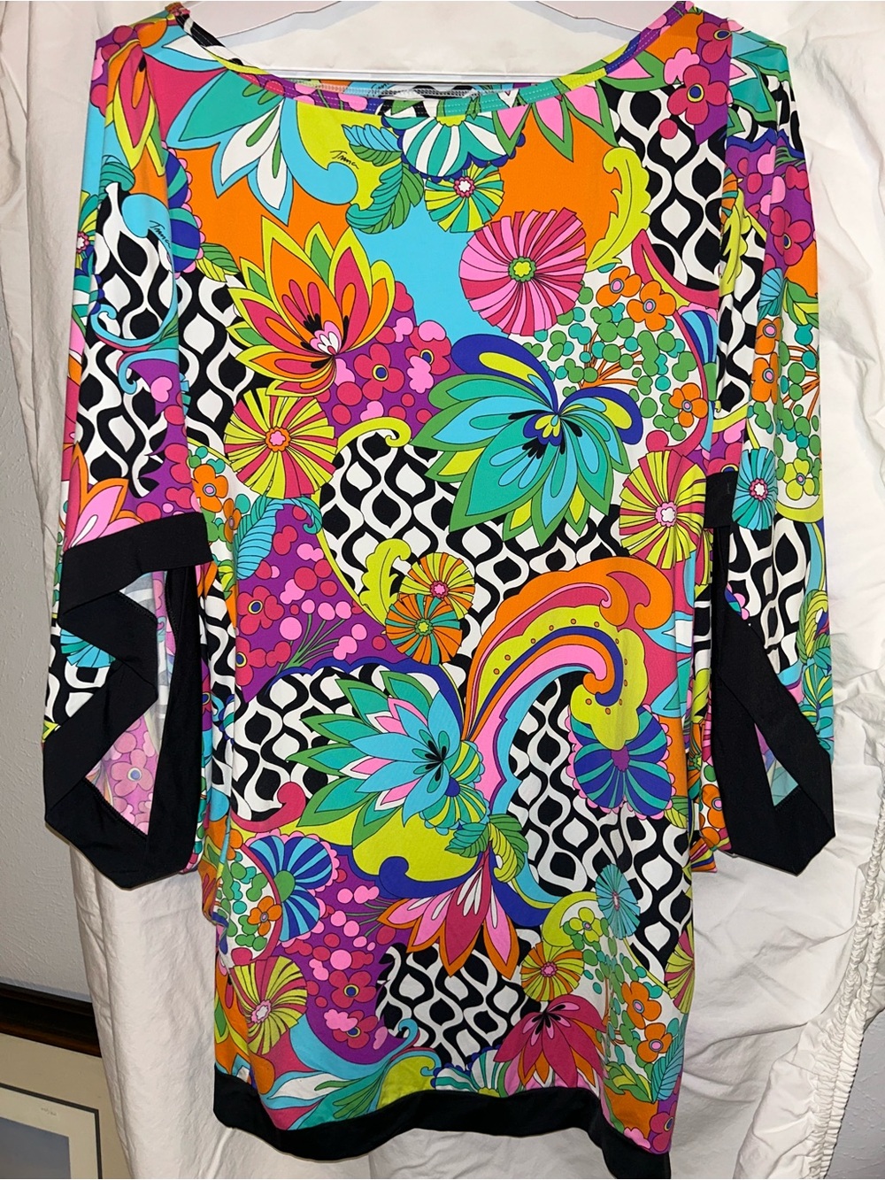 Trina Turk Bright Floral Multicolor swim coverup Turquoise, Lime & Pink size M